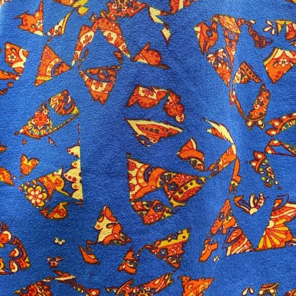 LuLaRoe Perfect T Size XS Swing Shirt Pizza Blue Orange NWT New Tee Tshirt - Picture 4 of 8